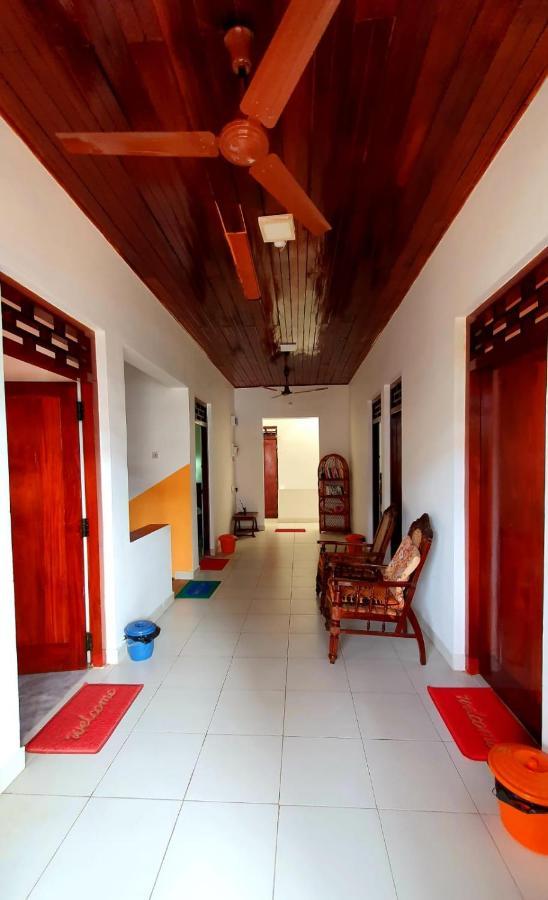 Guesthouse Kind And Love Hikkaduwa Exterior photo